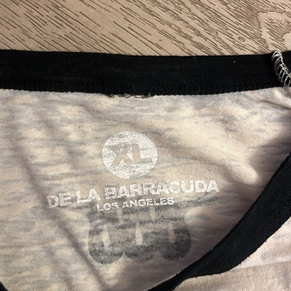 De La Barracuda long sleeve t-shirt - Picture 2 of 3